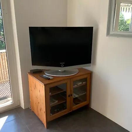 Luminous In Near Strasbourg, Conveniently Located Next To A Tram Stop With Direct Access To Strasbourg Centre * Kehl