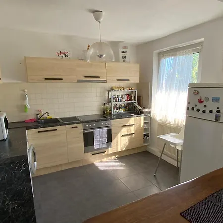 Luminous In Near Strasbourg, Conveniently Located Next To A Tram Stop With Direct Access To Strasbourg Centre شقة